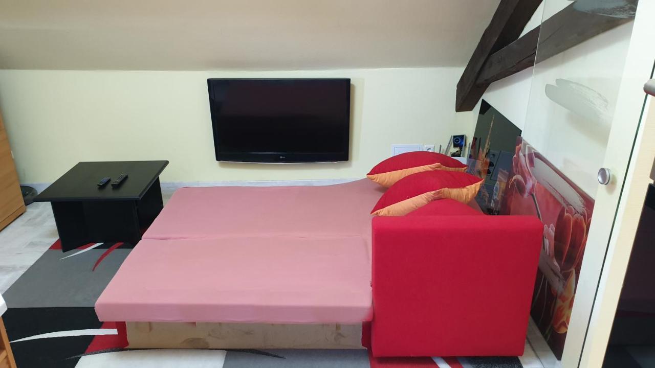נוינקירכן Apartment Gartenblick מראה חיצוני תמונה